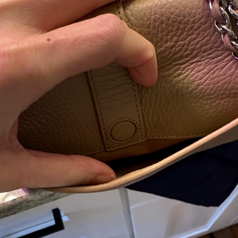 Aspinal of London Medium Lottie Leather Shoulder Bag - Picture 7 of 14